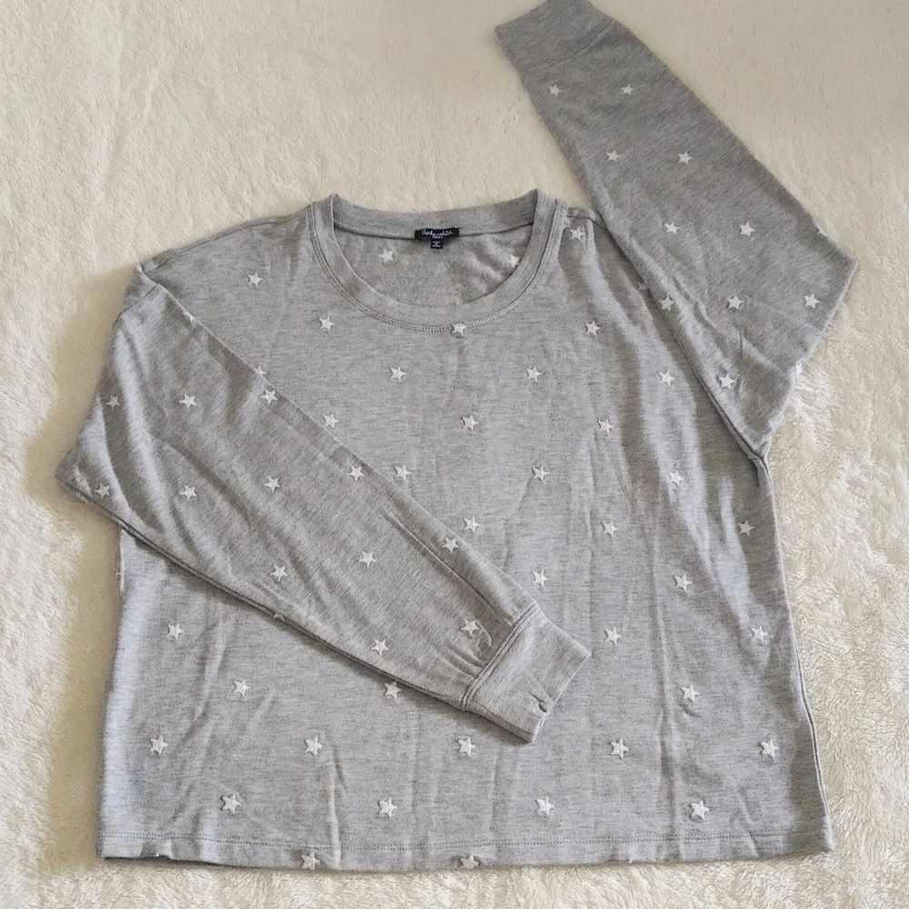 Splendid👍 Light Grey Embroidered Stars⭐ Sweater - Picture 3 of 14